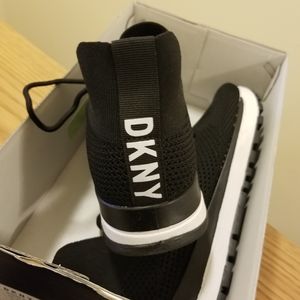DKNY Jessie Slip-on Sneakers